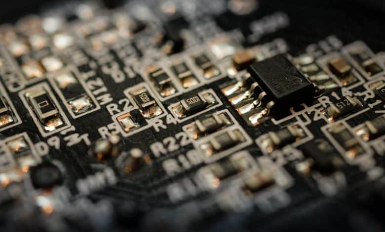 Comment réparer une carte de circuit imprimé (PCB) endommagée