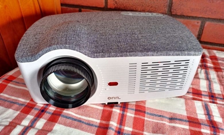 Examen du projecteur HD Onn 720p