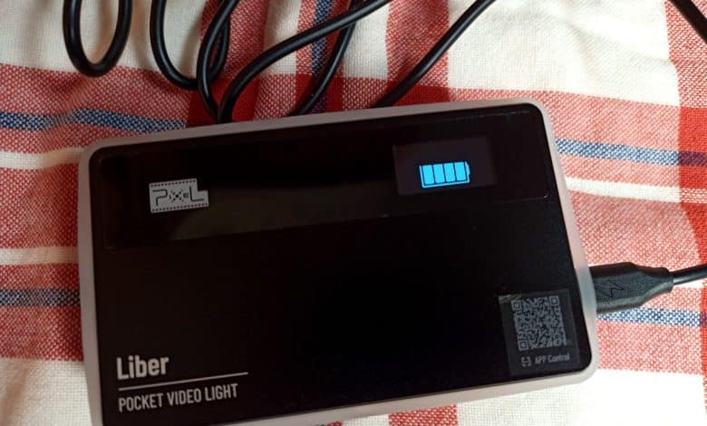 Examen de la lampe vidéo Pixel Liber