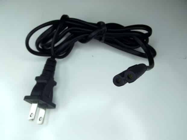 Cordon d'alimentation pour station de charge Vogek à cinq ports.