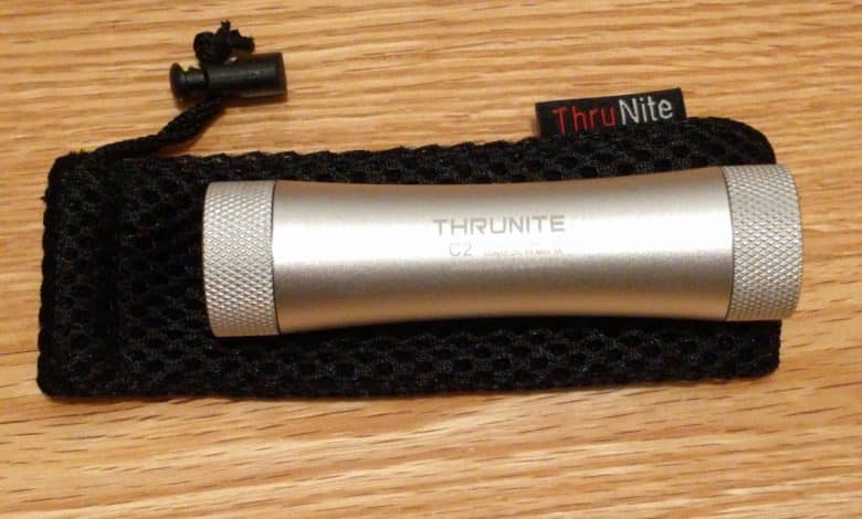 Examen du mini chargeur portable compact ThruNite C2