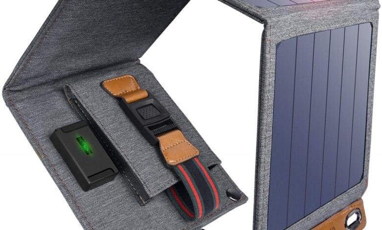 Avis sur le chargeur solaire pliable Choetech : excellent chargeur de téléphone extérieur
