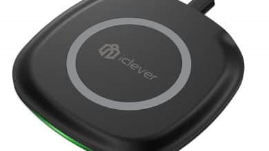 Examen du chargeur sans fil iClever : le meilleur accessoire de voyage pour iPhone