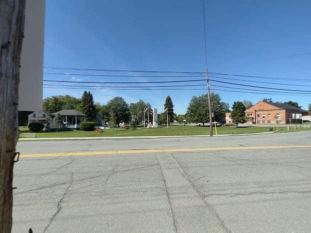 La caméra principale a zoomé à 0,5